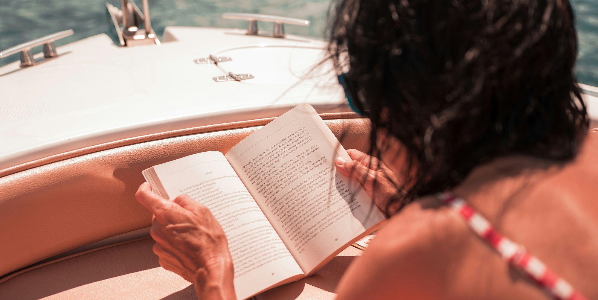 Top 16 Sailing Books Every Sea Lover Should Read